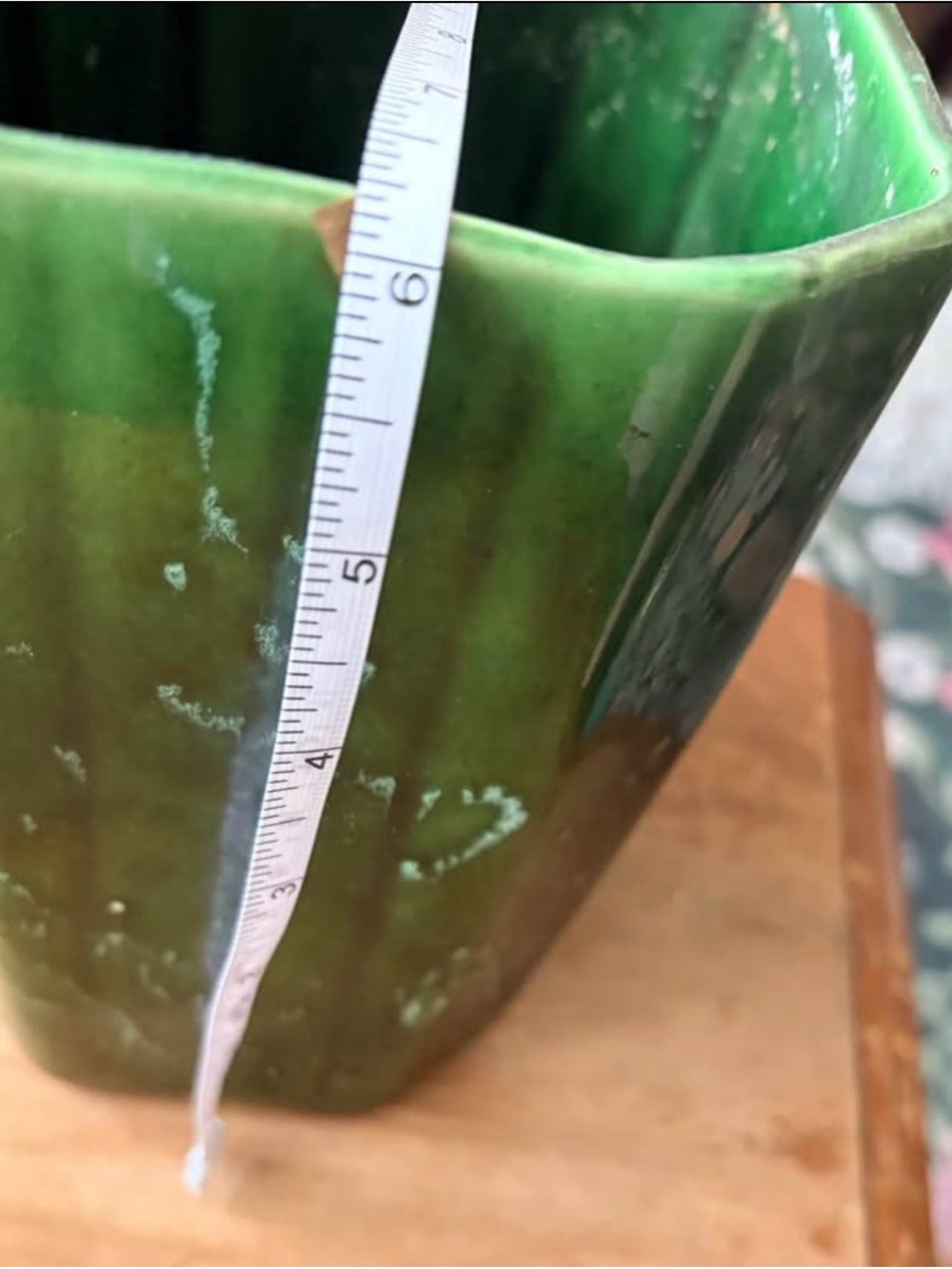 Vintage Green Ceramic Planter / Cache Pot - Picture 4 of 6